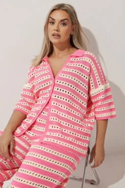 LIMITED COLLECTION - Chemisier Rose & Crème Crochet -Evans Boutique 88e04e59 1d47 49 216655 A