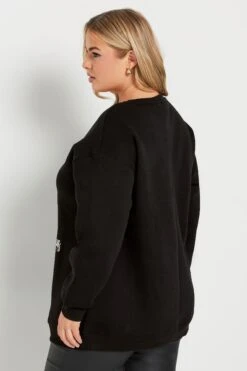 YOURS - Sweatshirt Noir Empiècement Sequins 'Merry Christmas' 10 YOURS - Sweatshirt Noir Empiècement Sequins 'Merry Christmas' -Evans Boutique 8907eadf 3f65 43 303815 C