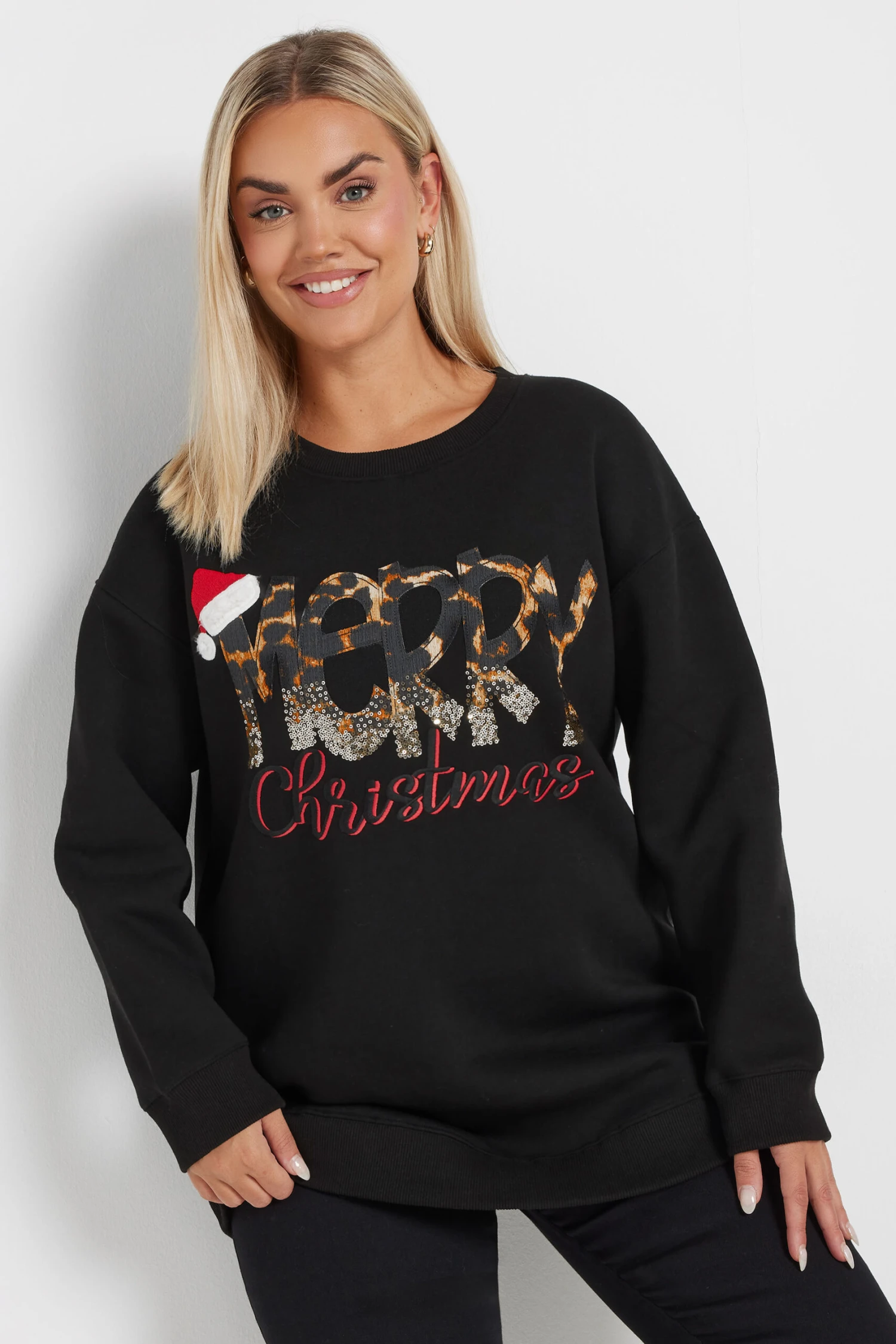 YOURS - Sweatshirt Noir Brodé 'Merry Christmas' à Sequins 3 YOURS - Sweatshirt Noir Brodé 'Merry Christmas' à Sequins