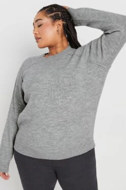 YOURS - Pull Gris Toucher Doux En Maille 9 YOURS - Pull Gris Toucher Doux En Maille -Evans Boutique 8fb30fc0 d6b0 46 280459 A