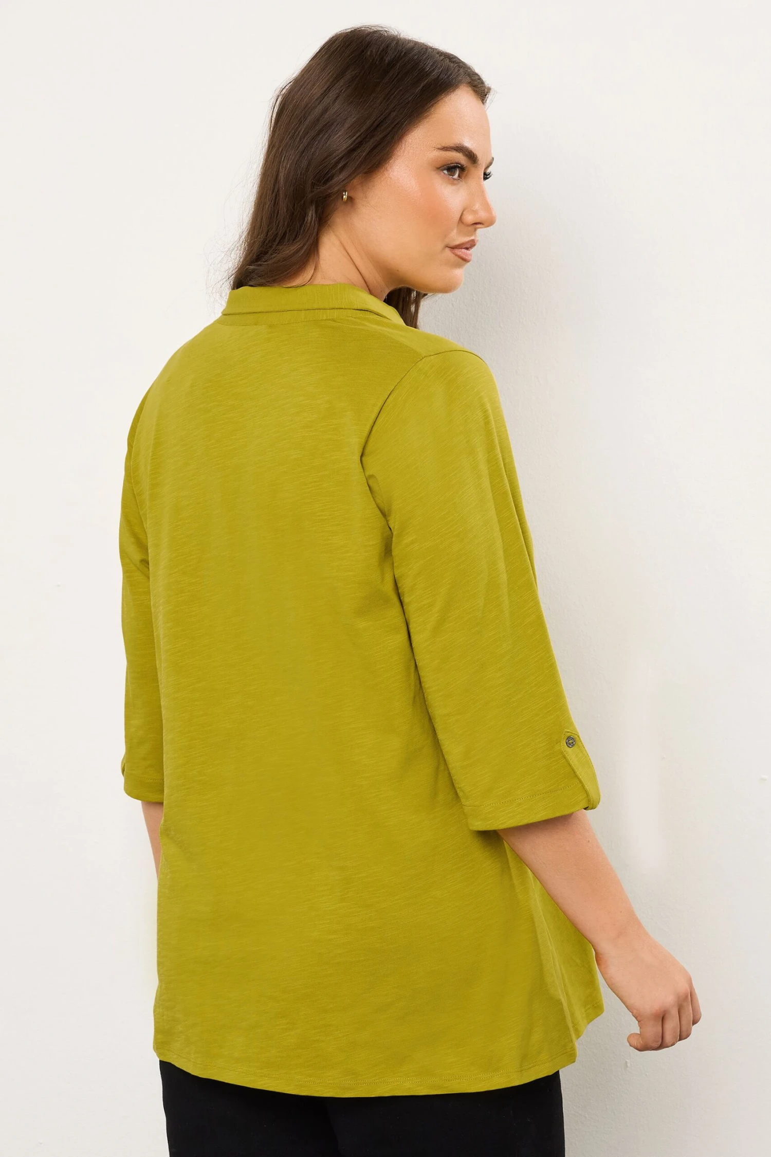 EVANS Curve Green Pintuck Henley Top 5 EVANS Curve Green Pintuck Henley Top – Image 3
