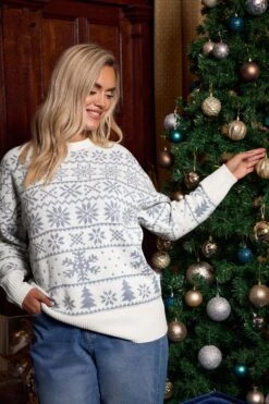 YOURS Curve Pull En Maille Blanche à Motif Jacquard Flocon De Neige 10 YOURS Curve Pull En Maille Blanche à Motif Jacquard Flocon De Neige -Evans Boutique 92071cca 6517 41 280761 L4