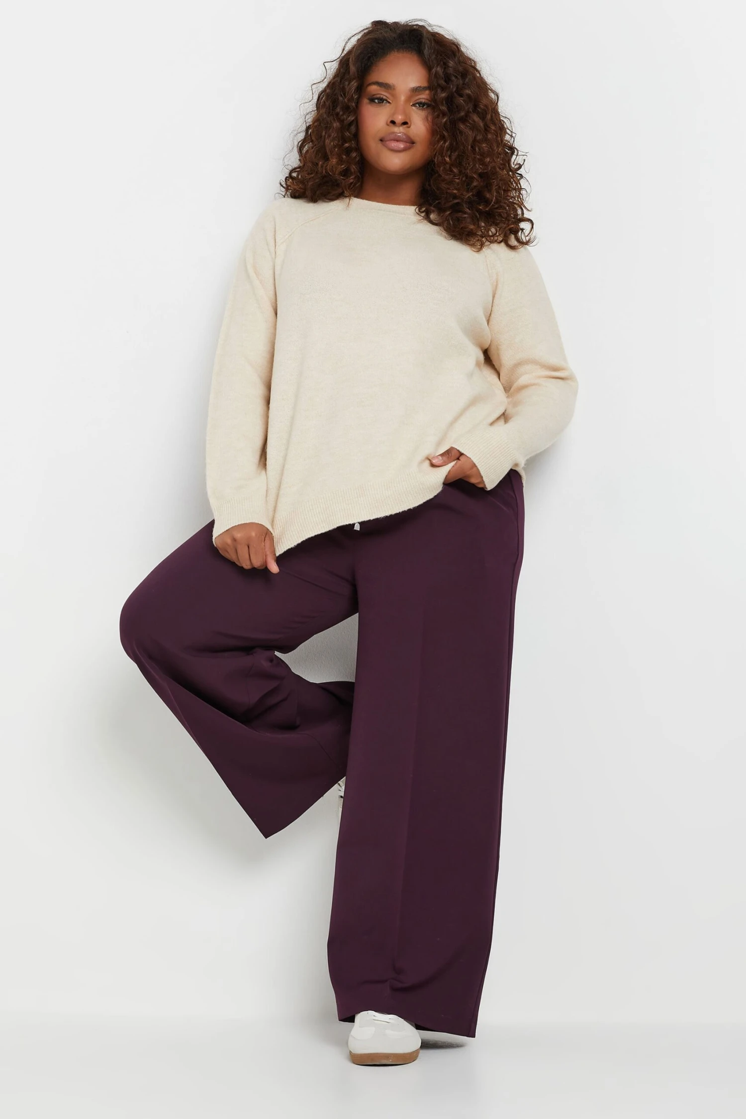 YOURS - Pantalon Bordeaux Coupe Wide Leg à Poches 5 YOURS - Pantalon Bordeaux Coupe Wide Leg à Poches – Image 3