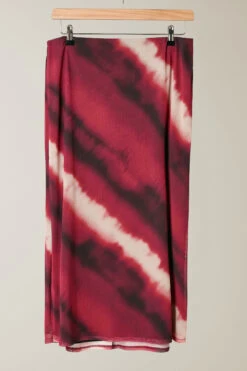 EVANS Curve Burgundy Red Abstract Print Mesh Midi Skirt 12 EVANS Curve Burgundy Red Abstract Print Mesh Midi Skirt -Evans Boutique 92867f94 de25 47 615949 P