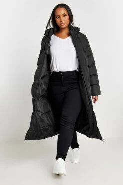 YOURS - Doudoune Midi Noire à Capuche 2 En 1 15 YOURS - Doudoune Midi Noire à Capuche 2 En 1 -Evans Boutique 93abd52d e878 41 120778 E