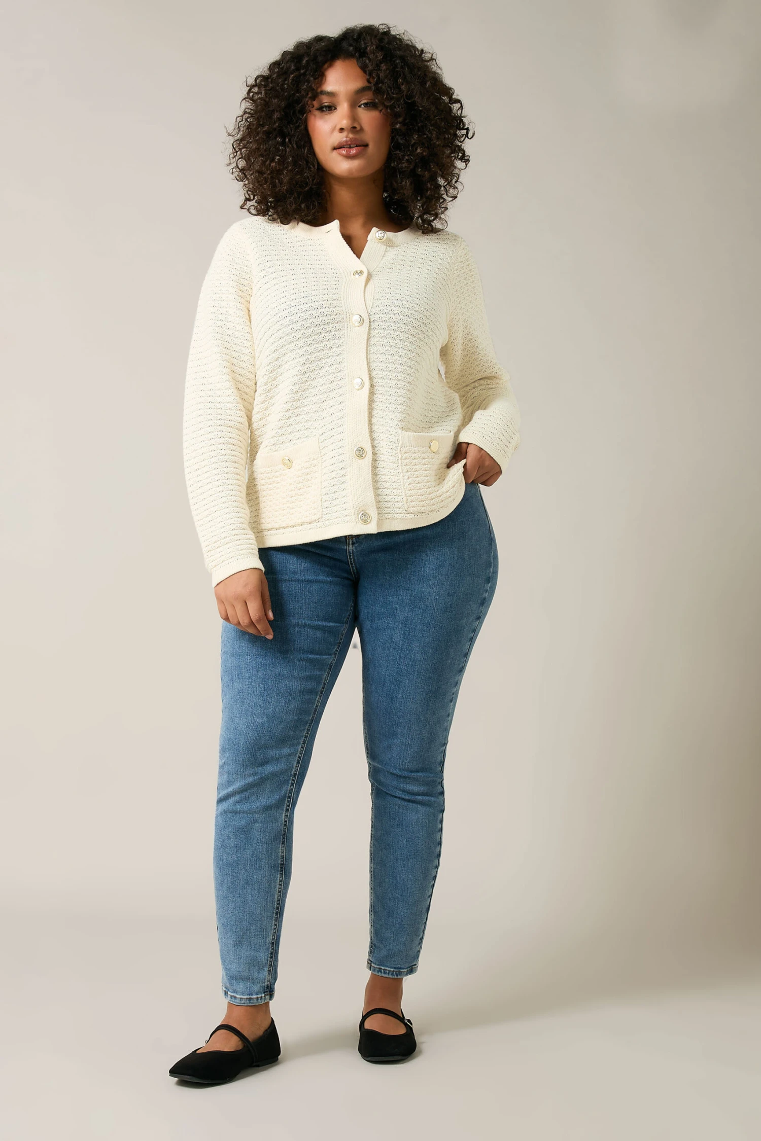 EVANS Curve Cream Button Through Knitted Cardigan 4 EVANS Curve Cream Button Through Knitted Cardigan – Image 2