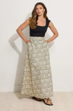 LTS Tall Grey Aztec Print Maxi Skirt 10 LTS Tall Grey Aztec Print Maxi Skirt -Evans Boutique 954c930d 9e99 49 356019 B