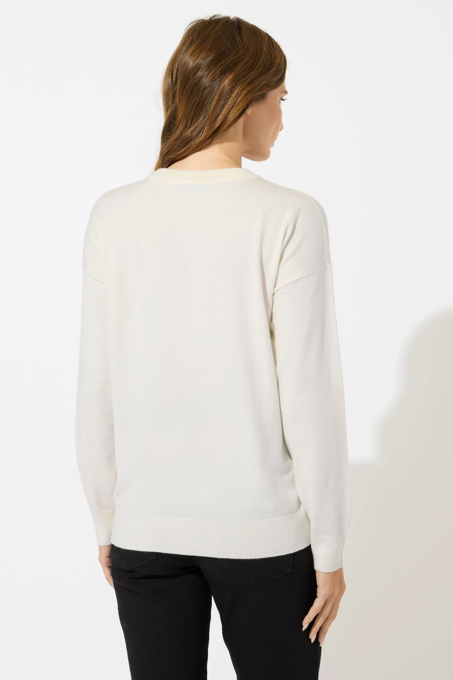 M&Co Ivory White Sequin Reindeer Christmas Jumper 6 M&Co Ivory White Sequin Reindeer Christmas Jumper – Image 4