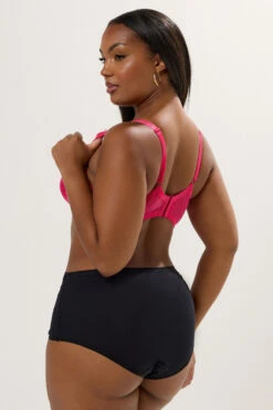 YOURS - LOT DE 2 Soutiens-gorge à Armatures En Dentelle Rose Et Noire 17 YOURS - LOT DE 2 Soutiens-gorge à Armatures En Dentelle Rose Et Noire -Evans Boutique 97a61614 1d7e 40 147373 C