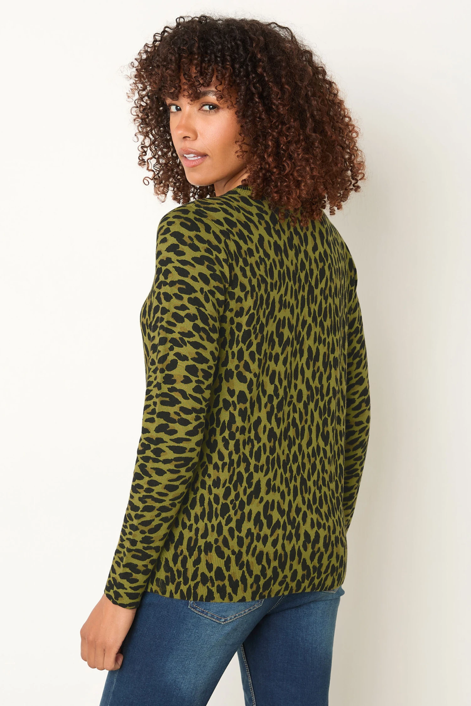 M&Co Green Leopard Print Crew Neck Jumper 5 M&Co Green Leopard Print Crew Neck Jumper – Image 3