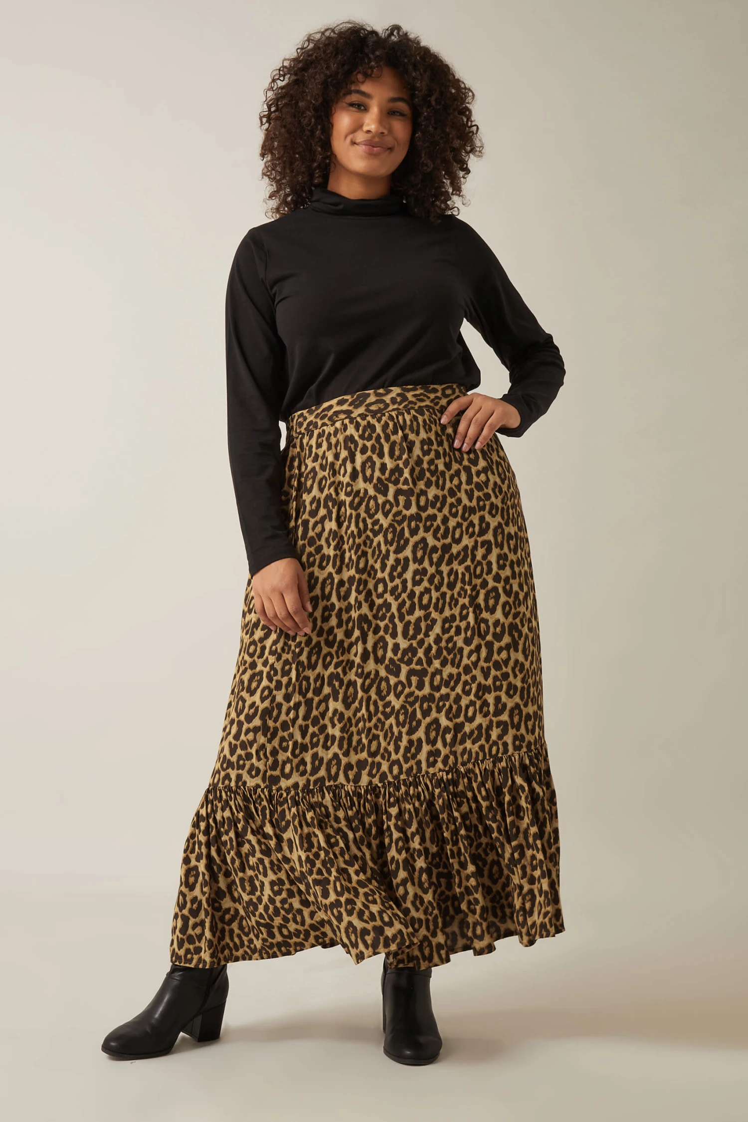 EVANS Curve Brown Leopard Print Maxi Skirt 4 EVANS Curve Brown Leopard Print Maxi Skirt – Image 2