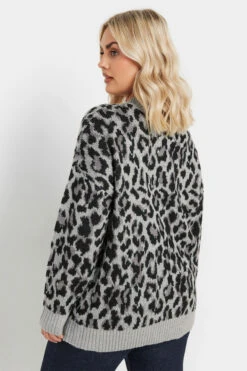 YOURS - Pull Manches Longues Gris Léopard En Maille 13 YOURS - Pull Manches Longues Gris Léopard En Maille -Evans Boutique 9a5d9fce d55c 48 280394 D