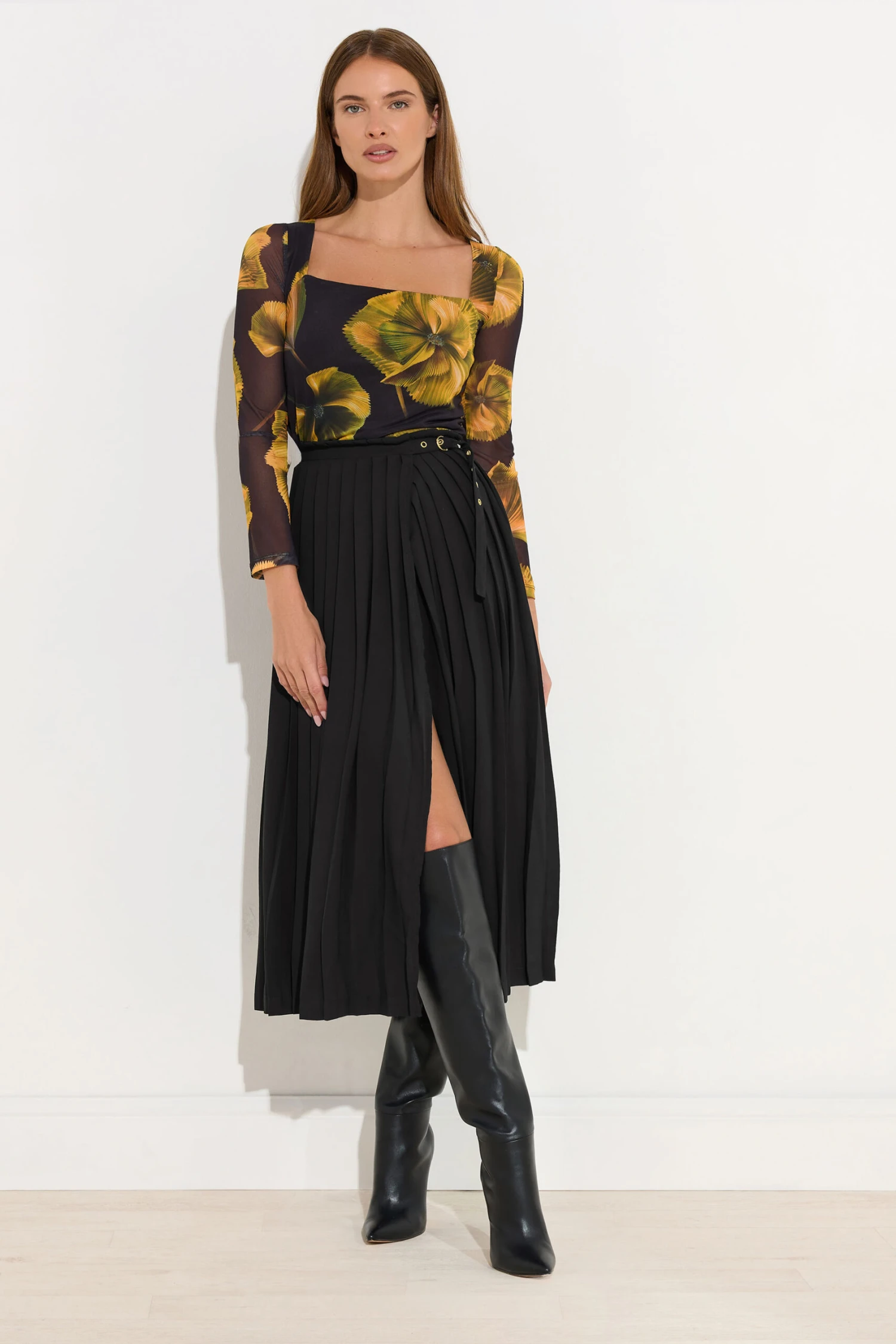 STAR Black Pleated Belt Buckle Maxi Skirt 4 STAR Black Pleated Belt Buckle Maxi Skirt – Image 2