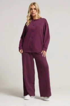 YOURS Curve Cardigan à Boutons Bordeaux Rouge 8 YOURS Curve Cardigan à Boutons Bordeaux Rouge -Evans Boutique 9b0988cb a13f 4a 126773 B