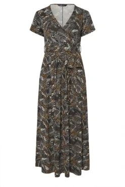 YOURS Curve Robe Portefeuille Longue Noire à Imprimé Feuilles -Evans Boutique 9bac0b4d 2f20 4c 304020 X