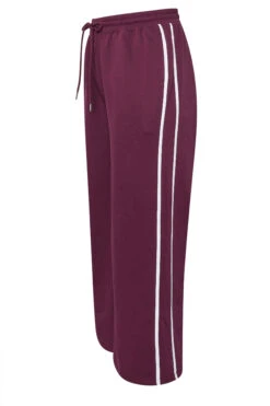 YOURS Curve Pantalon De Jogging à Jambes Larges Et Rayures Latérales Bordeaux Et Rouges -Evans Boutique 9bf61940 cb86 41 310198 Z