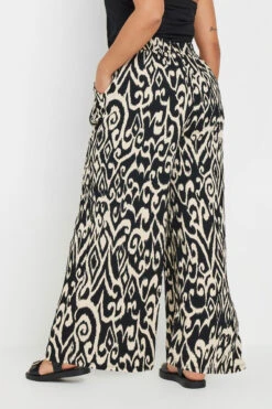 YOURS - Pantalon Wide Leg Noir & Crème Texturé Abstrait En Jersey 9 YOURS - Pantalon Wide Leg Noir & Crème Texturé Abstrait En Jersey -Evans Boutique 9dc1e4c0 9b4c 47 303653 C