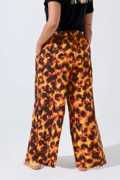 LIMITED COLLECTION Pantalon Large Curve Orange écaille De Tortue -Evans Boutique 9dd29dde c421 44 216604 C