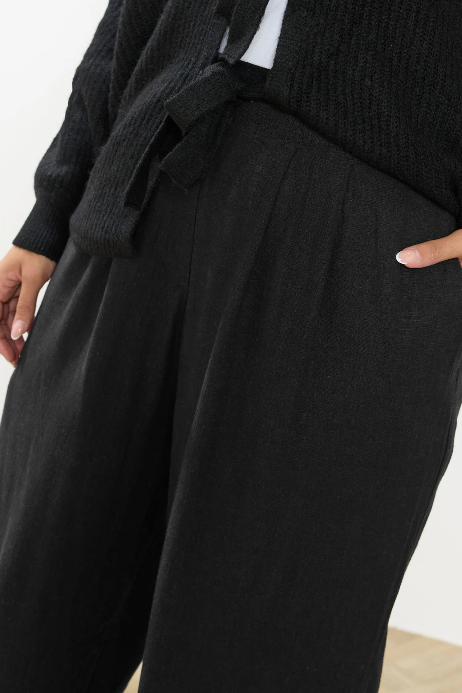 YOURS Curve Pantalon Noir En Lin à Plis Sur Le Devant 6 YOURS Curve Pantalon Noir En Lin à Plis Sur Le Devant – Image 4