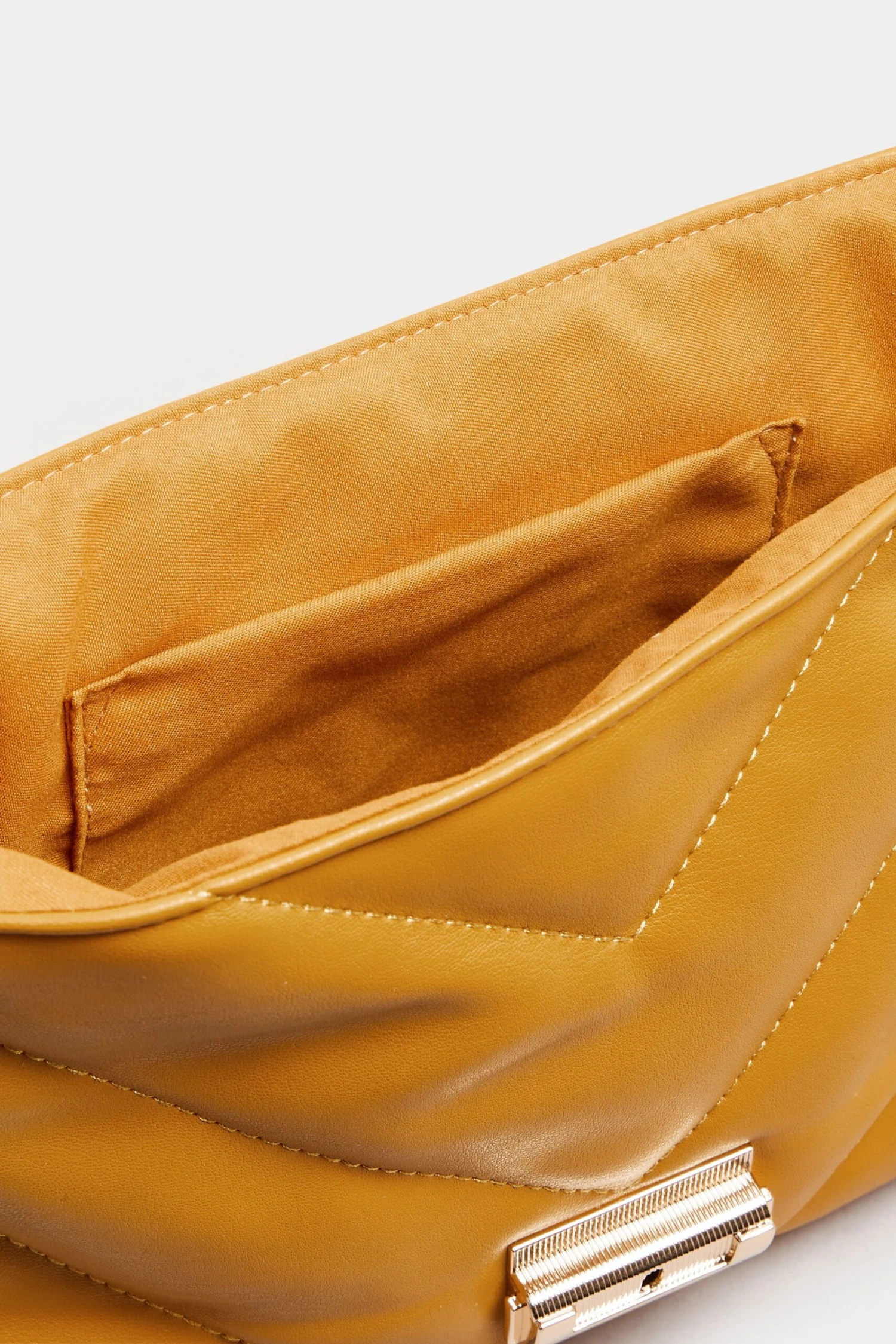 Camel Brown Faux Leather Quilted Shoulder Bag 7 Camel Brown Faux Leather Quilted Shoulder Bag – Image 5