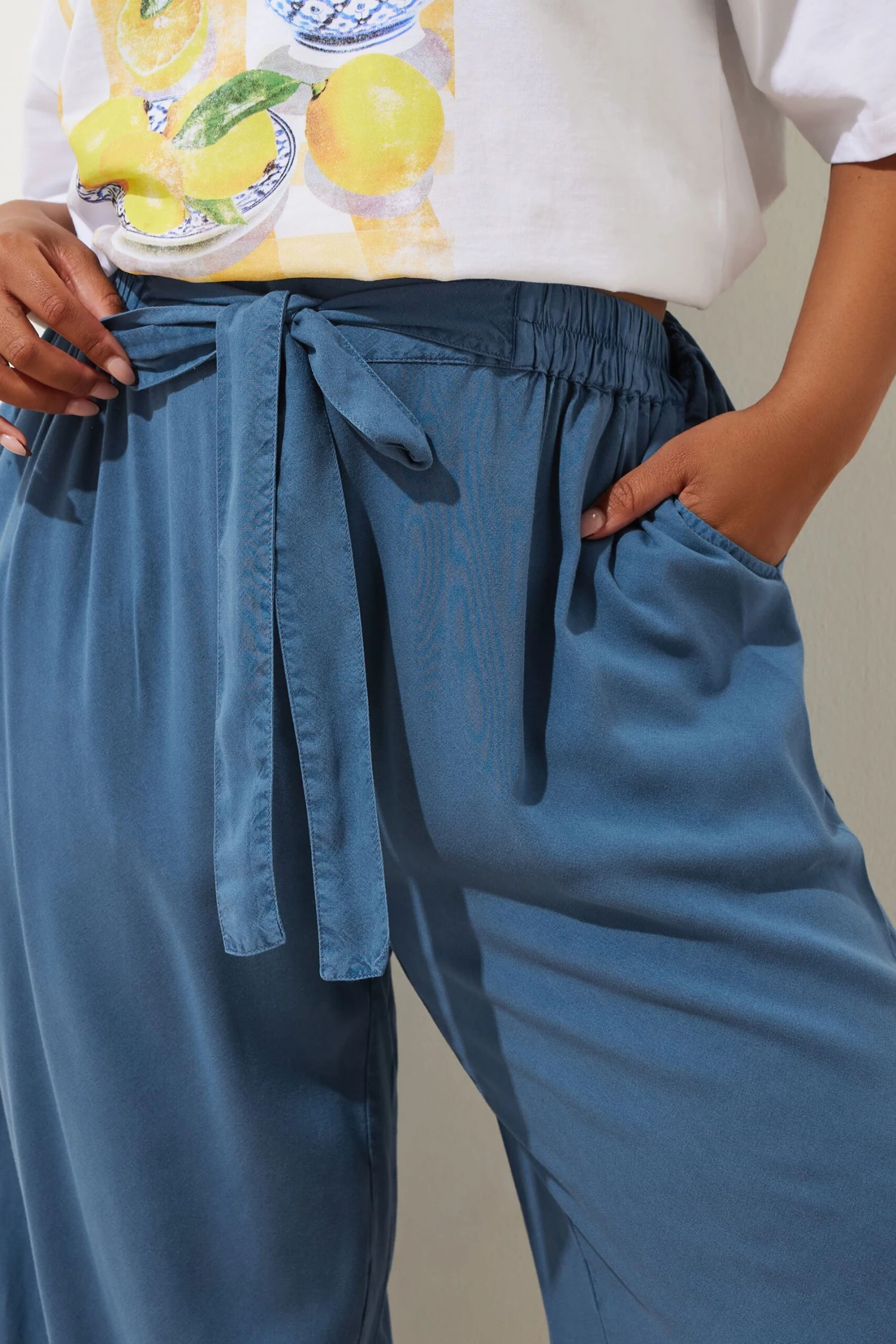 YOURS - Pantalon Jupe-Culotte Chambray Bleu Foncé 6 YOURS - Pantalon Jupe-Culotte Chambray Bleu Foncé – Image 4