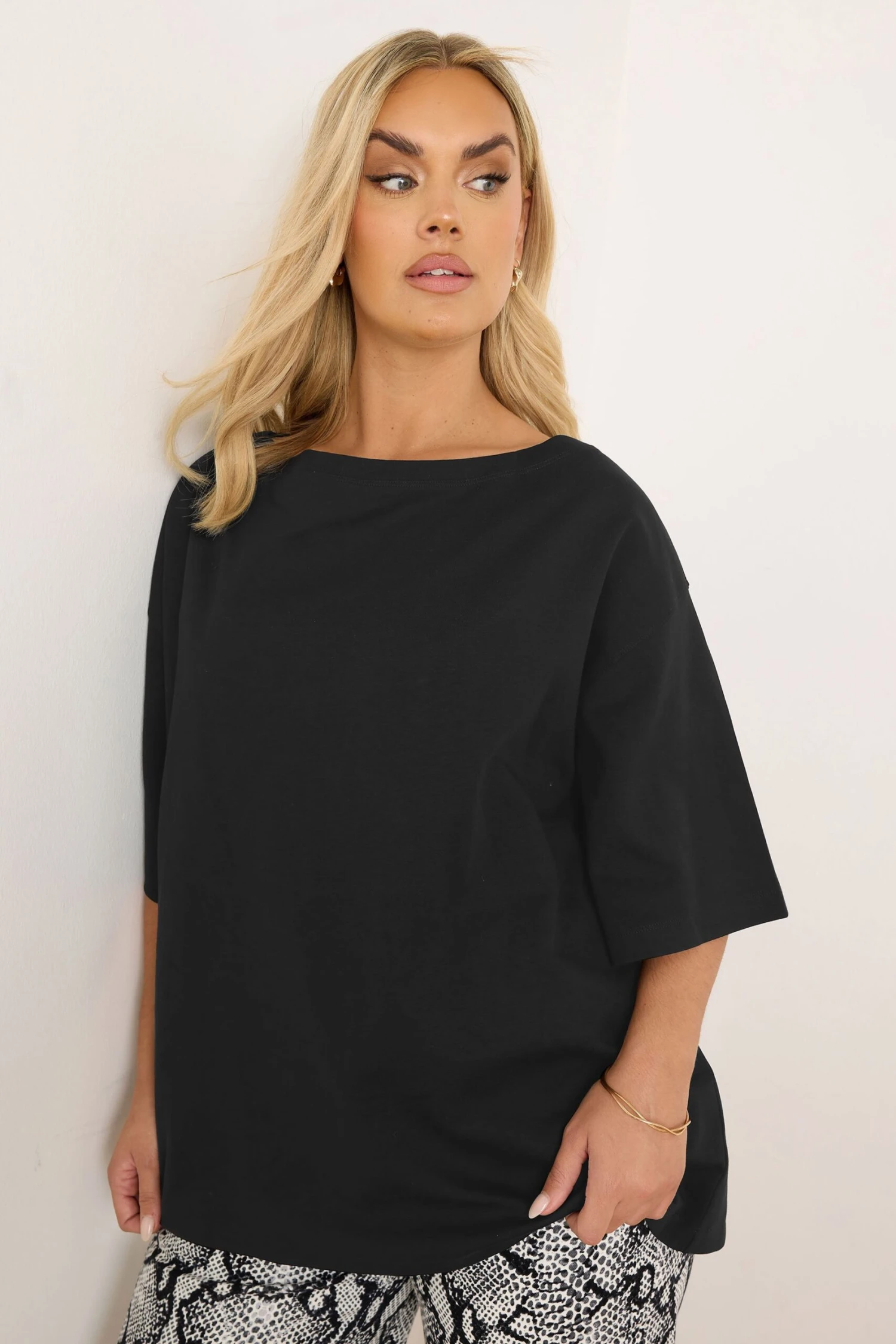YOURS - Top Oversize Noir 9 YOURS - Top Oversize Noir – Image 7