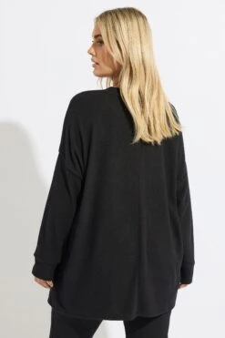 YOURS Curve Pull Noir à Sequins Et Imprimé Léopard 9 YOURS Curve Pull Noir à Sequins Et Imprimé Léopard -Evans Boutique a3570497 fe36 4c 285060 C