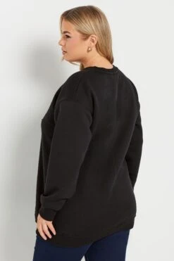 YOURS - Sweatshirt Noir Festif Manches Longues Nounours De Noël -Evans Boutique a5c97566 1e95 4b 303816 C