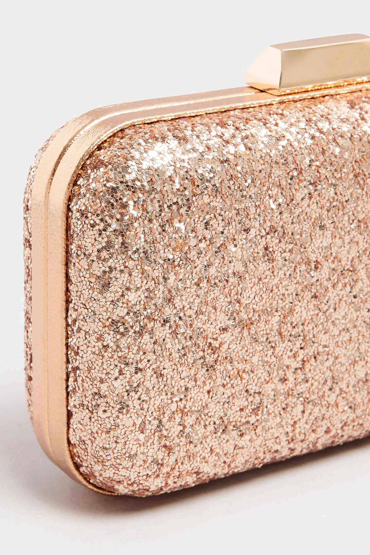 Champagne Gold Sequin Clutch Bag 7 Champagne Gold Sequin Clutch Bag – Image 5