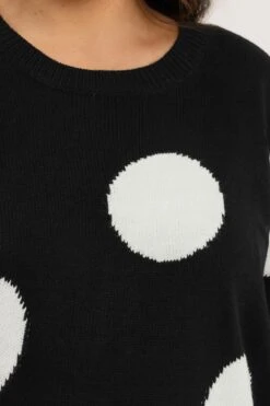 YOURS - Pull En Maille Noir & Blanc à Pois -Evans Boutique a708d89c 3a17 4d 280396 D