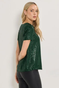 LTS Tall Green Crew Neck Sequin Top 9 LTS Tall Green Crew Neck Sequin Top -Evans Boutique a8bdd599 f6fc 43 356616 C