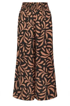 YOURS Curve Pantalon Noir à Taille Froncée En Feuilles De Palmier 11 YOURS Curve Pantalon Noir à Taille Froncée En Feuilles De Palmier -Evans Boutique aacc1107 0fb7 49 310253 X