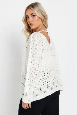 YOURS - Pull En Maille Blanc Découpé Au Dos -Evans Boutique ab05b90b a83a 4f 280533 D