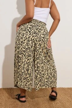 YOURS - Pantalon Jupe-Culotte Beige Léopard -Evans Boutique ae02e734 4a1b 42 145297 C