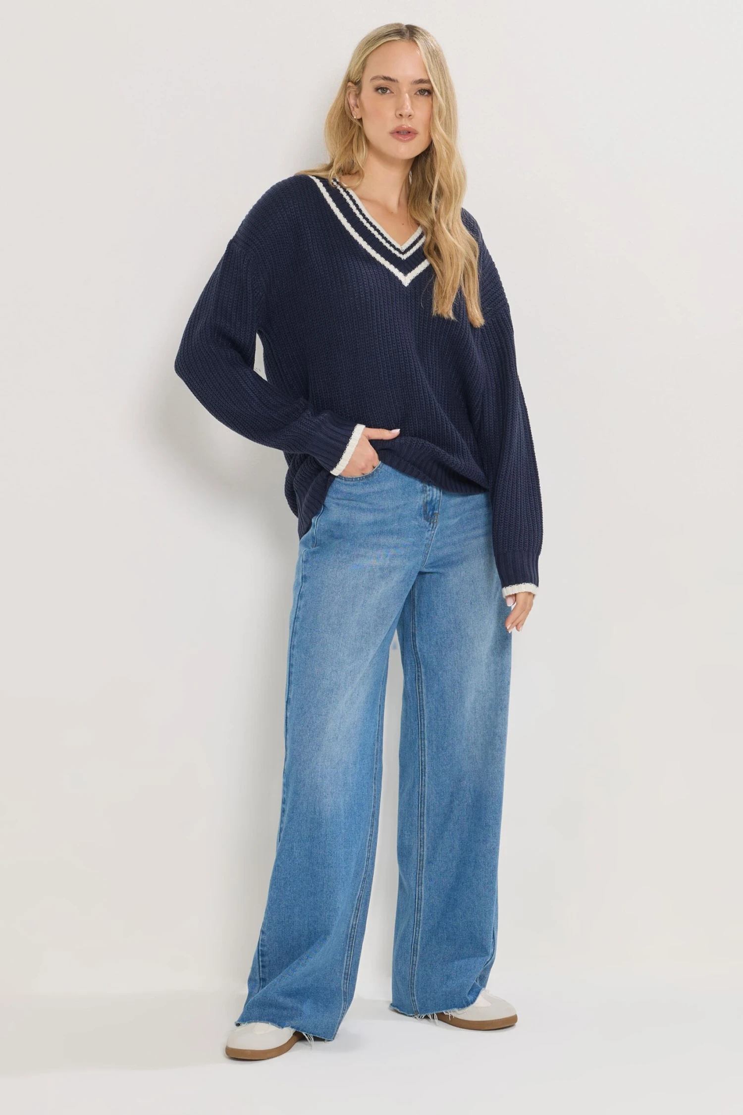 LTS Tall Navy Blue Contrast V-Neck Jumper 5 LTS Tall Navy Blue Contrast V-Neck Jumper – Image 3