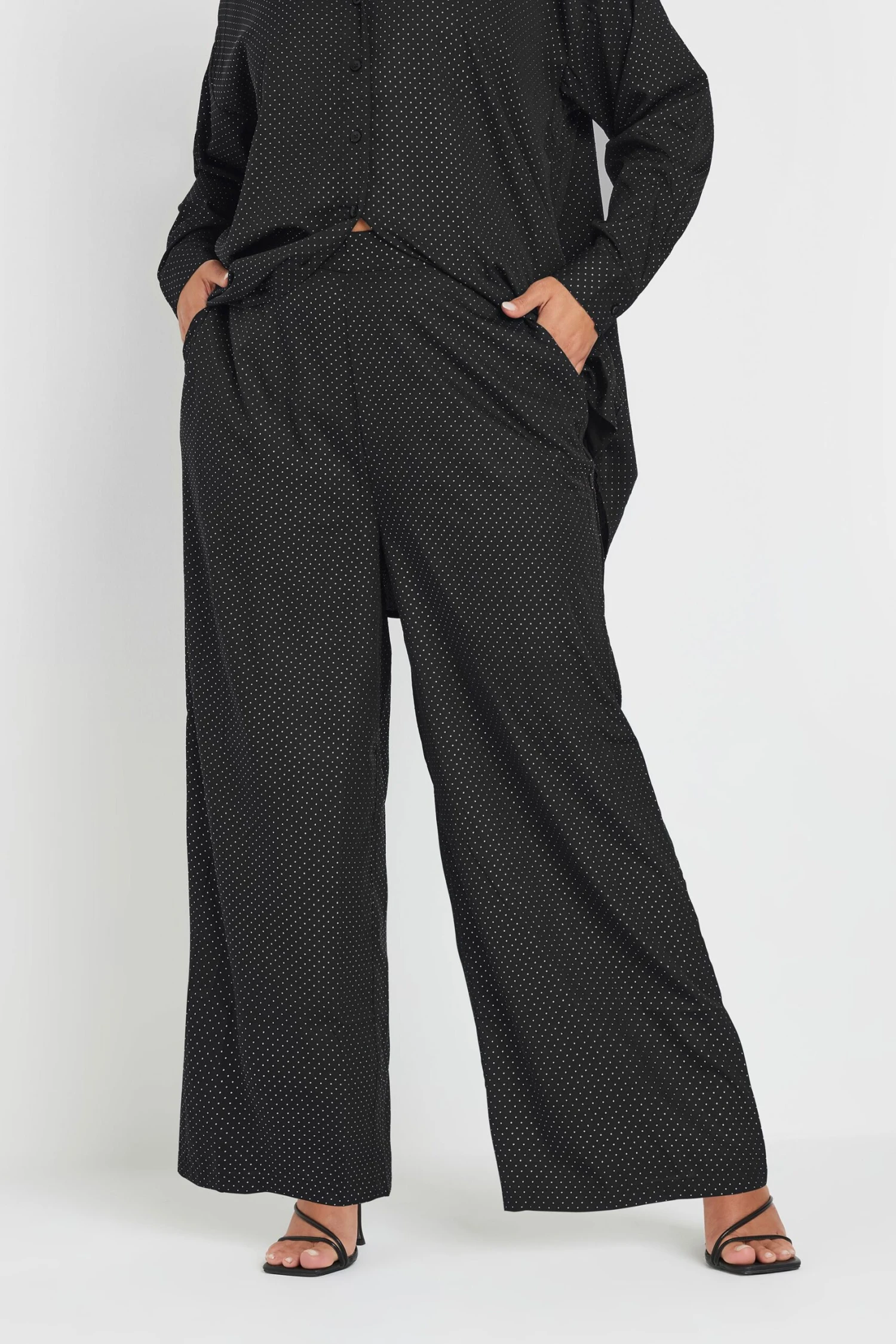 YOURS - Pantalon Noir Clouté Coupe Wide Leg 3 YOURS - Pantalon Noir Clouté Coupe Wide Leg