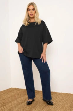 YOURS - Top Oversize Noir 13 YOURS - Top Oversize Noir -Evans Boutique b04925bc b456 4e 322531 E