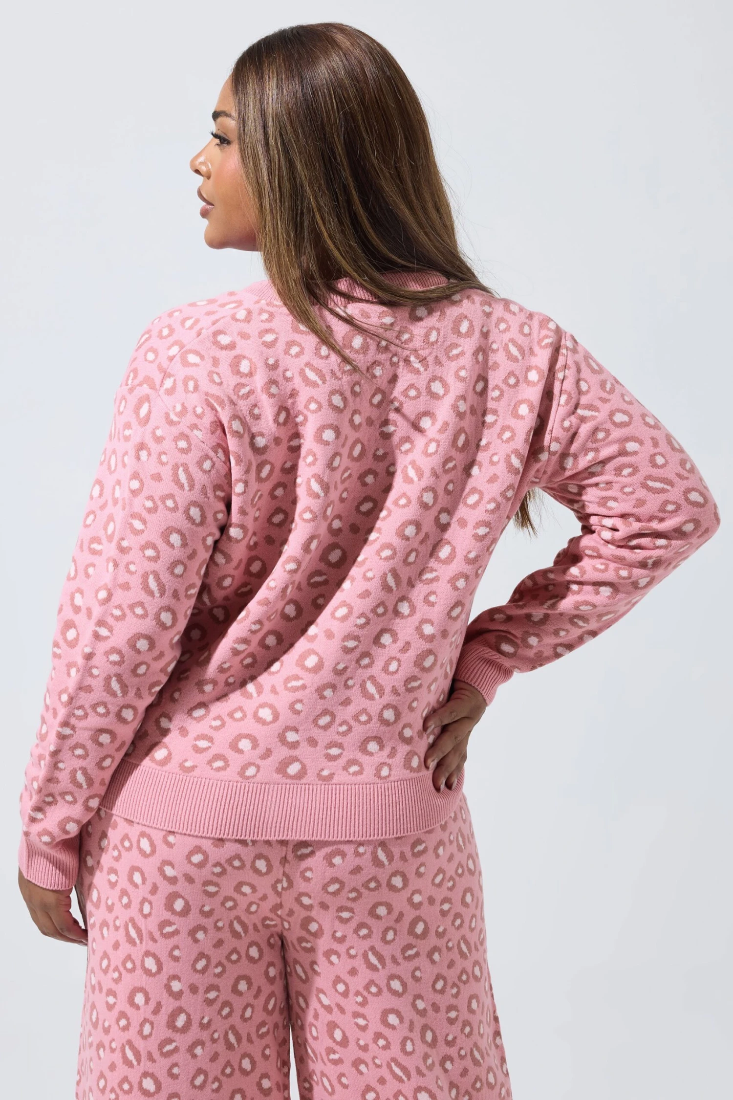 LIMITED COLLECTION Cardigan Rose à Imprimé Léopard 5 LIMITED COLLECTION Cardigan Rose à Imprimé Léopard – Image 3