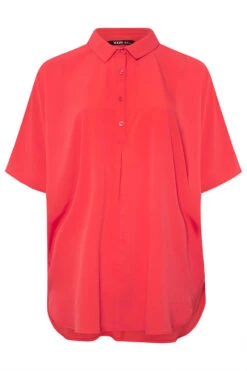 YOURS - Chemisier Rouge Oversize Léger 11 YOURS - Chemisier Rouge Oversize Léger -Evans Boutique b0a86a01 d2c8 4f 175027 X