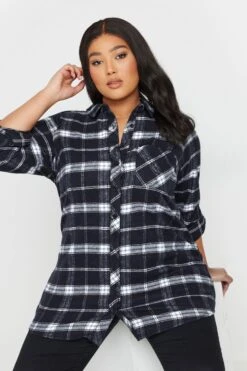 YOURS - Chemisier Boyfriend Noir & Bleu à Carreaux