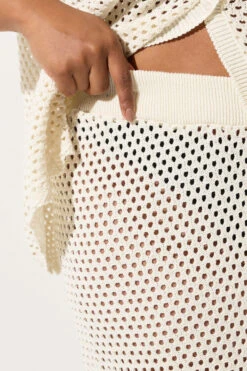 LIMITED COLLECTION - Pantalon Couleur Crème En Crochet 10 LIMITED COLLECTION - Pantalon Couleur Crème En Crochet -Evans Boutique b11d5dfa 71c5 4d 216775 D