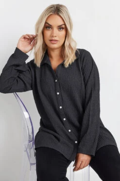 YOURS - Chemisier Noir Texturé Boutons à Strass