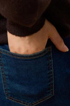 EVANS Curve Fit Indigo Straight Leg Jeans 12 EVANS Curve Fit Indigo Straight Leg Jeans -Evans Boutique b3b5c632 a4f4 43 615043 D