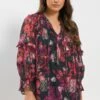 YOURS Curve Chemisier à Col Noué Métallisé Noir Et Rose à Fleurs 1 YOURS Curve Chemisier à Col Noué Métallisé Noir Et Rose à Fleurs -Evans Boutique b422585f a135 4d 330908 A