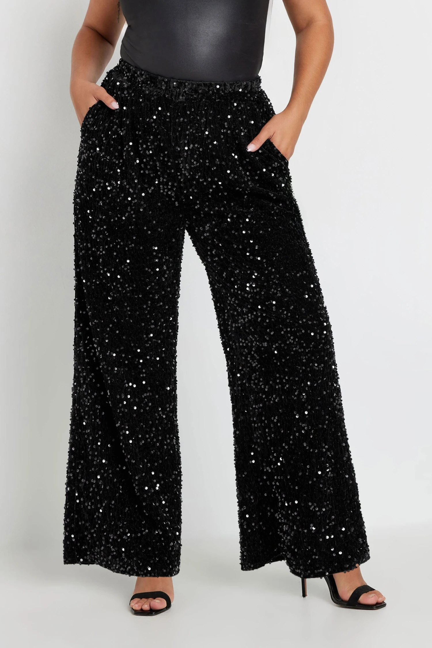 YOURS - Pantalon Noir à Velours Coupe Wide Leg à Sequins 4 YOURS - Pantalon Noir à Velours Coupe Wide Leg à Sequins – Image 2