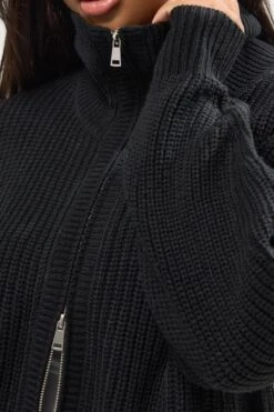 YOURS Curve Cardigan Bomber à Col En Tricot Noir -Evans Boutique b545ca37 300d 4a 280748 D