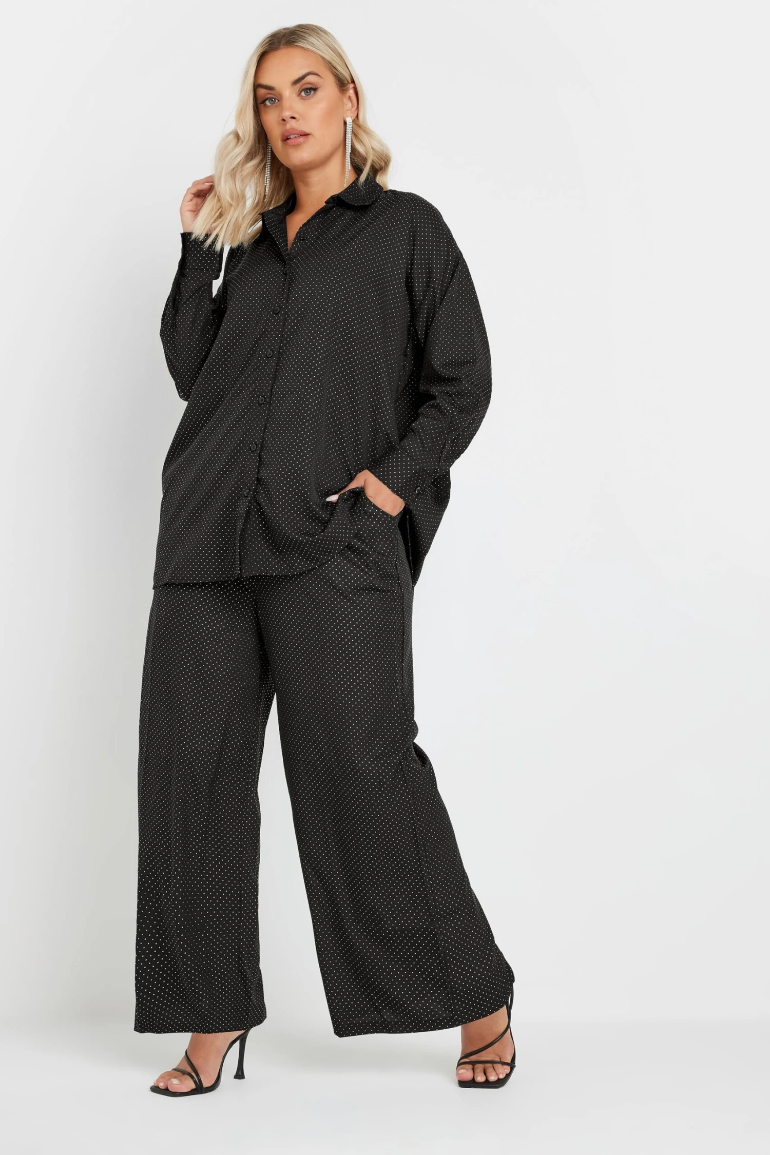YOURS - Pantalon Noir Clouté Coupe Wide Leg 4 YOURS - Pantalon Noir Clouté Coupe Wide Leg – Image 2
