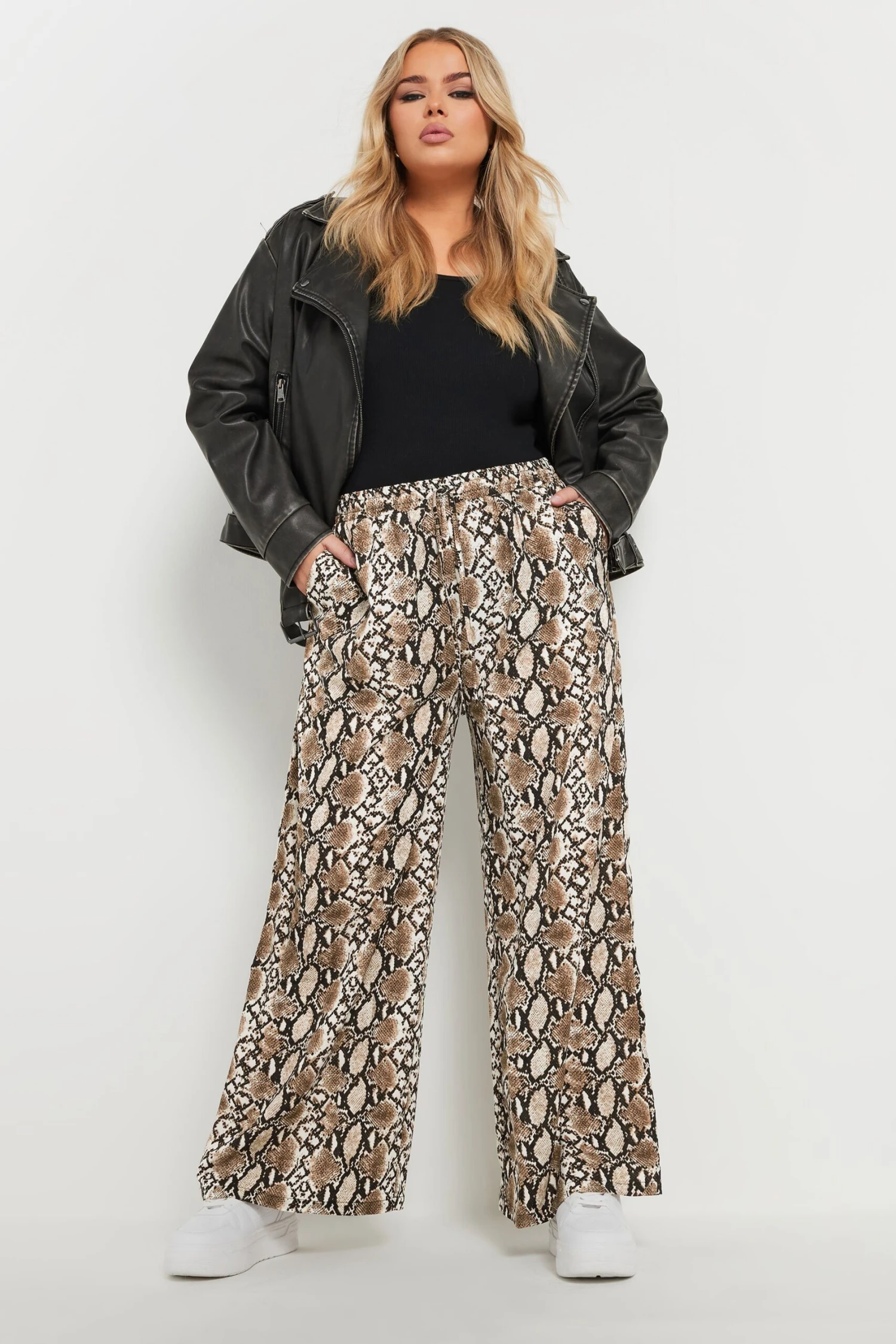 YOURS - Pantalon Wide Leg Marron Design Serpent 4 YOURS - Pantalon Wide Leg Marron Design Serpent – Image 2