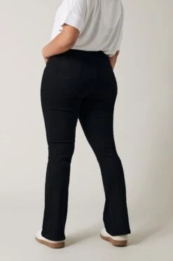 EVANS Curve Black Denim Bootcut Jeans -Evans Boutique ba11fade 1629 44 615018 C