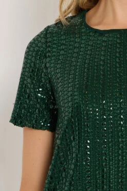 LTS Tall Green Crew Neck Sequin Top 10 LTS Tall Green Crew Neck Sequin Top -Evans Boutique bb14f531 8083 4f 356616 D